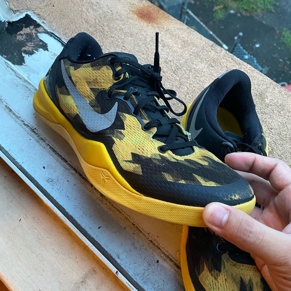 Kobe 8 “Sulfur” - Picture 3 of 5